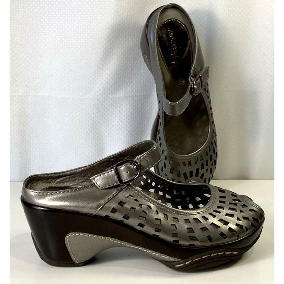 Mountain Sole Womens Chandler Mules Sandals Metallic Cutout Buckle Mid Heel 7 - Picture 2 of 11